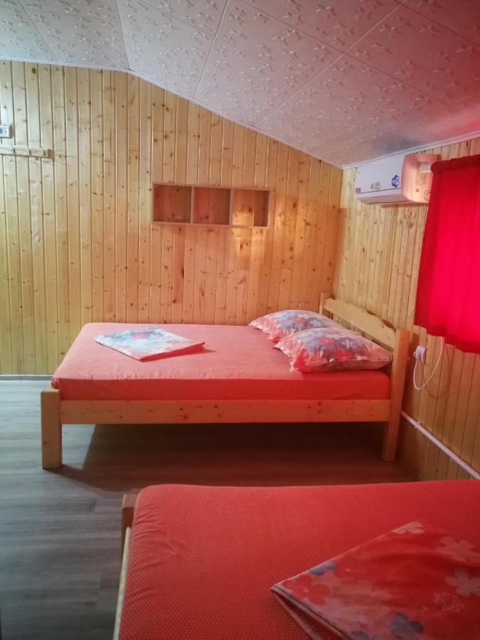 Vila Baciu Hotel Tuzla Ngoại thất bức ảnh