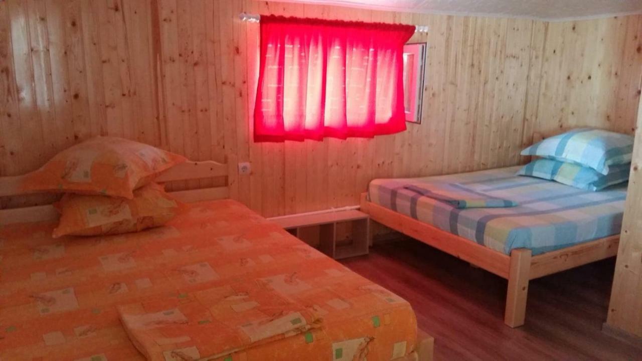 Vila Baciu Hotel Tuzla Ngoại thất bức ảnh